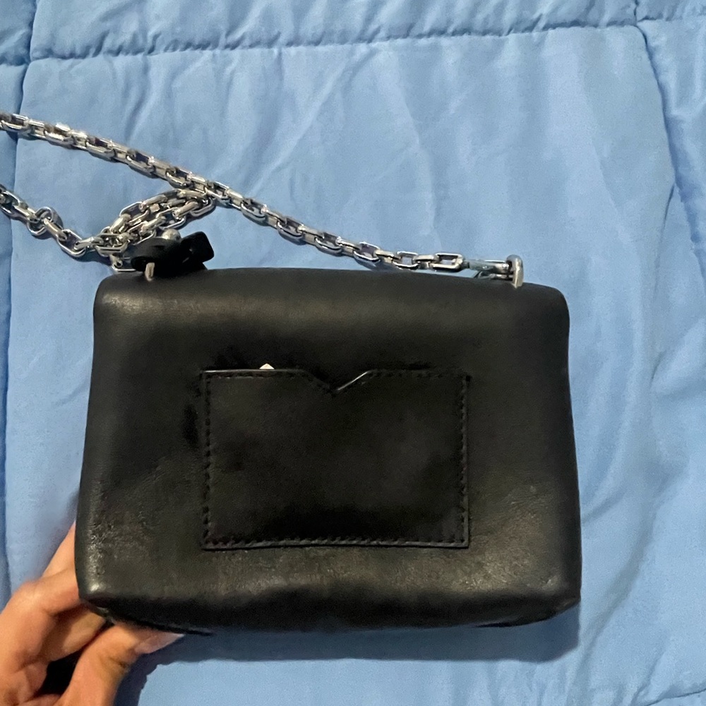 Black michael kors crossbody